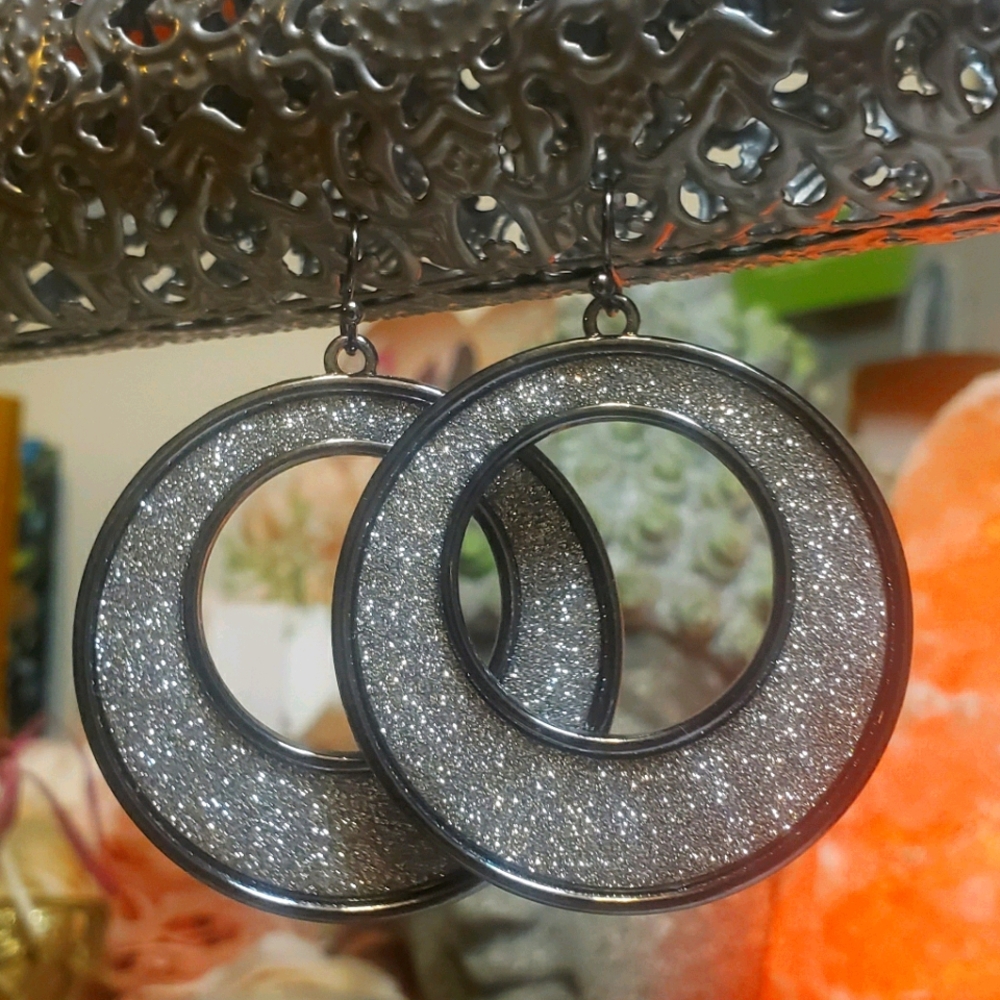 Sparkling Hoops
